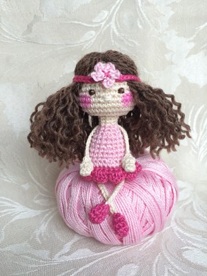 15 free #crochet doll patterns - on moogly! GPNMIAI