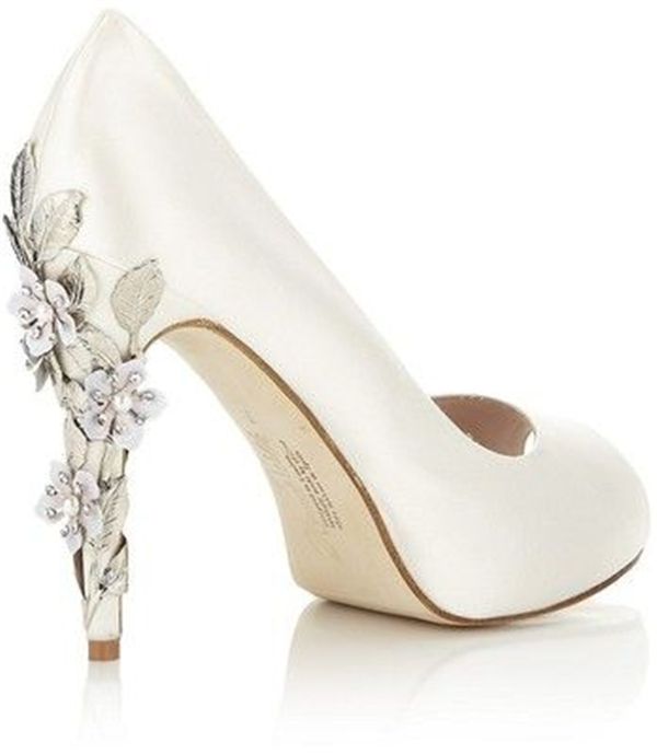 20 white wedding shoes brides wish they wore at their wedding SMVUJTZ
