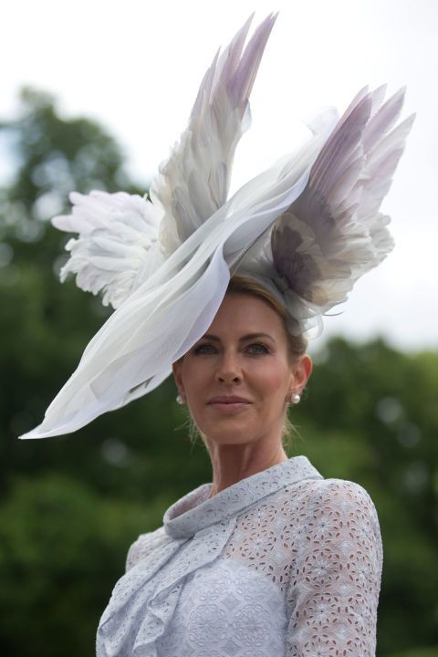 ascot hats the 37 craziest hats from royal ascot 2016 NDOWCLR