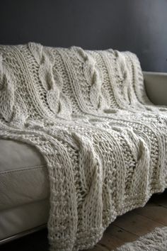 cable knit blanket chunky cableknit throw.. iu0027ll have to make up a pattern though! KHGNELT