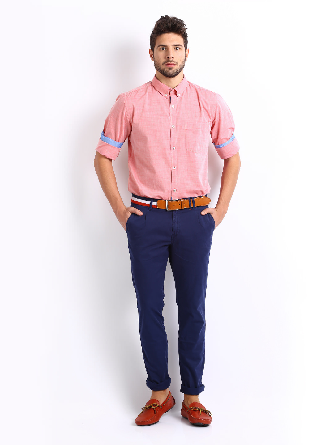 Getting the casual pink shirt for men