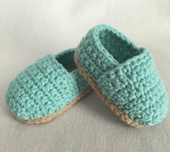 How to choose best crochet baby booties?