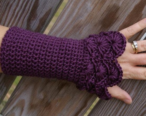 crochet fingerless gloves pattern BTPNQTS