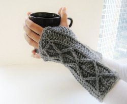 elbow length crochet fingerless gloves CRWKEML
