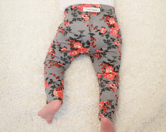 floral baby leggings/ toddler leggings/ newborn leggings/ baby girl leggings/  baby gift VSXXNDR