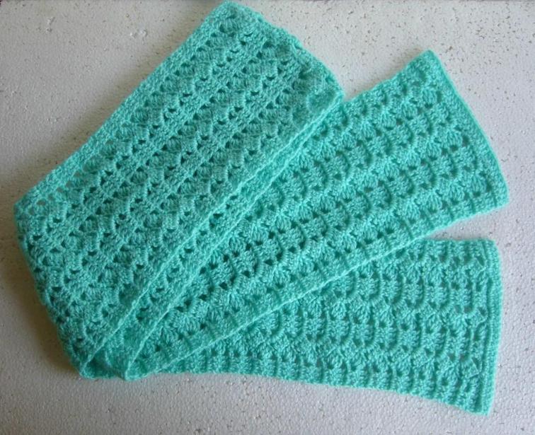 free crochet scarf patterns get the free pattern. slant n stripe scarf ZRXMLUH
