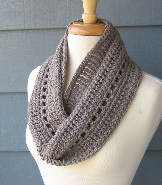 infinity scarf crochet pattern crochet infinity scarf. going to try this one very soon! husband bought me  some LMMVKOZ