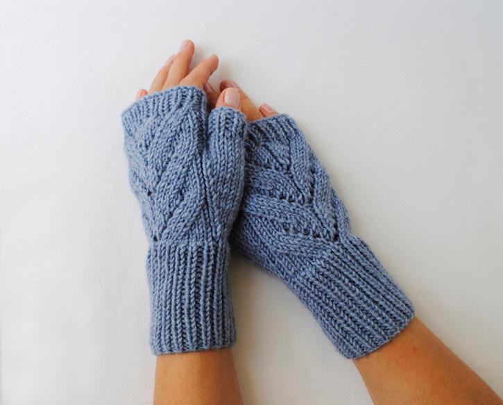 knitted fingerless gloves  WIZQADE
