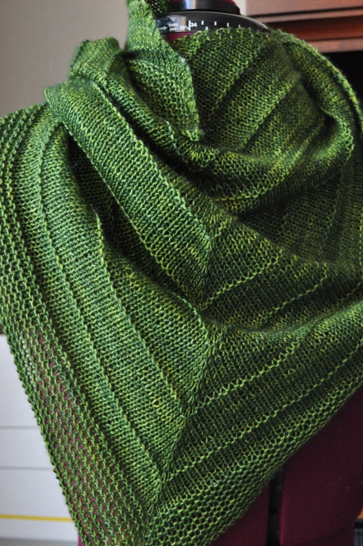 knitted shawl patterns best 25+ knitted shawls ideas on pinterest | knit shawl patterns, shawl and  knitting TLKDKQN