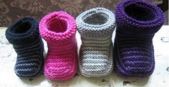 striped knitted baby booties free pattern AYFYMTH