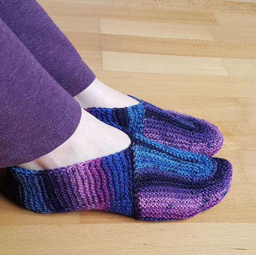Pros of knit slippers