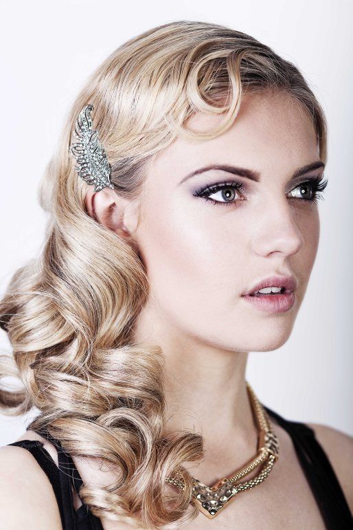 Friday Feature} Seriously Great Gatsby 20s inspired hair & make up