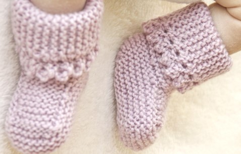 Lullaby Knitted Baby Booties [FREE Knitting Pattern]