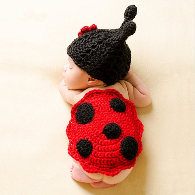 Imitate red beetle costume knitted pattern crochet baby clothing for