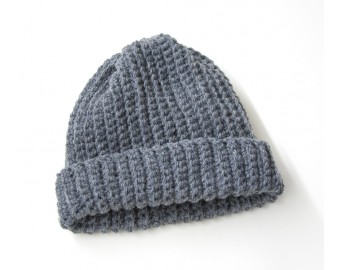 Adult's Easy Crochet Hat | Lion Brand Yarn