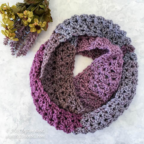 Crochet Frosted Berry Infinity Scarf - A Free One Skein Pattern