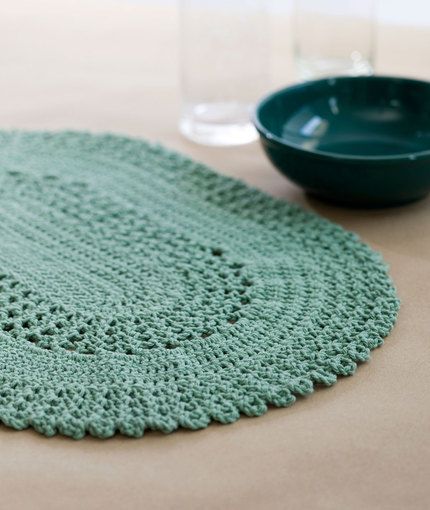 Dress Up Your Table with These Stylish Crochet Placemats | Home