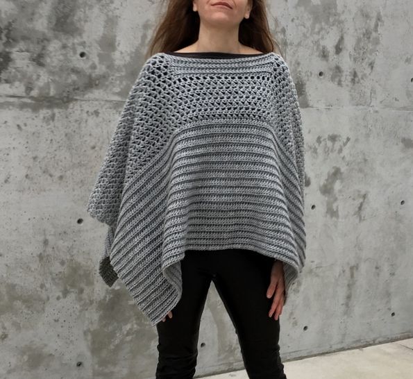 Crochet poncho for women - detailed crochet tutorial with photos