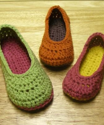 Crochet Slipper Patterns - Oma House Slippers - Woman Sizes | 4feet