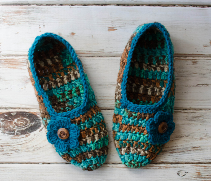 Not Your Grandma's Crochet Slippers - Crochet 365 Knit Too