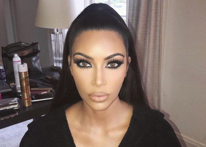 Kim Kardashian's Most Iconic Makeup Looks Ever | Fashionisers©