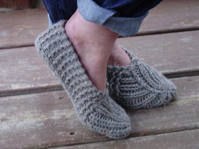 You'll Love These Adorable Knitted Slippers Pattern Ideas | The WHOot