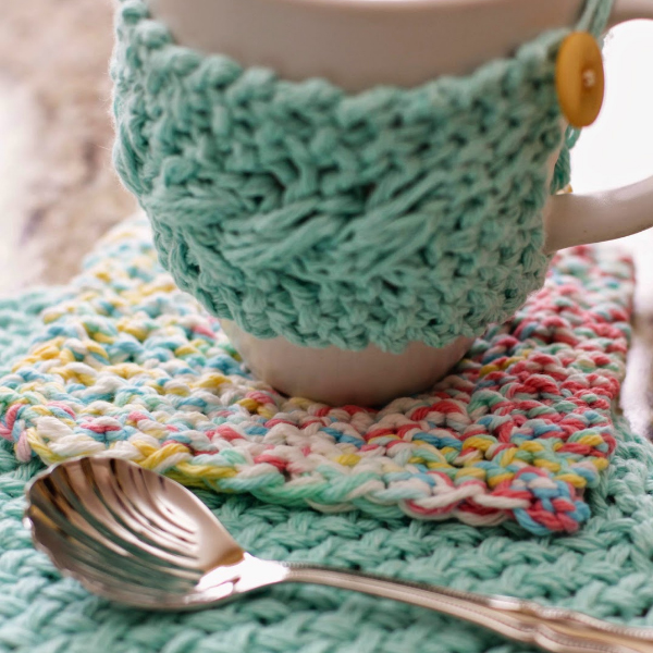 13 Loom Knitting Projects for Beginners - Hobbycraft Blog