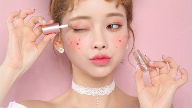 K-beauty: The rise of Korean make-up in the West - BBC News