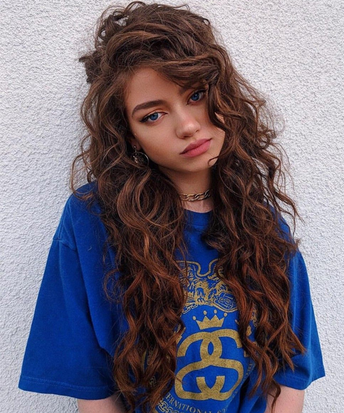 14 Of The Long Curly Hairstyles for Lazy Girls | Vogue Ideas
