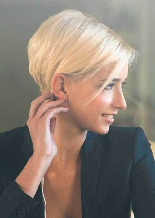 10 Chic and Sexy Short Hairstyles: #9. Short Graduated Pixie Hair