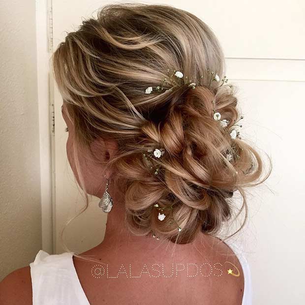 Wedding hairstyle for Long hair: How to
  make it outstanding