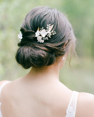 55 Simple Wedding Hairstyles That Prove Less Is More | Martha